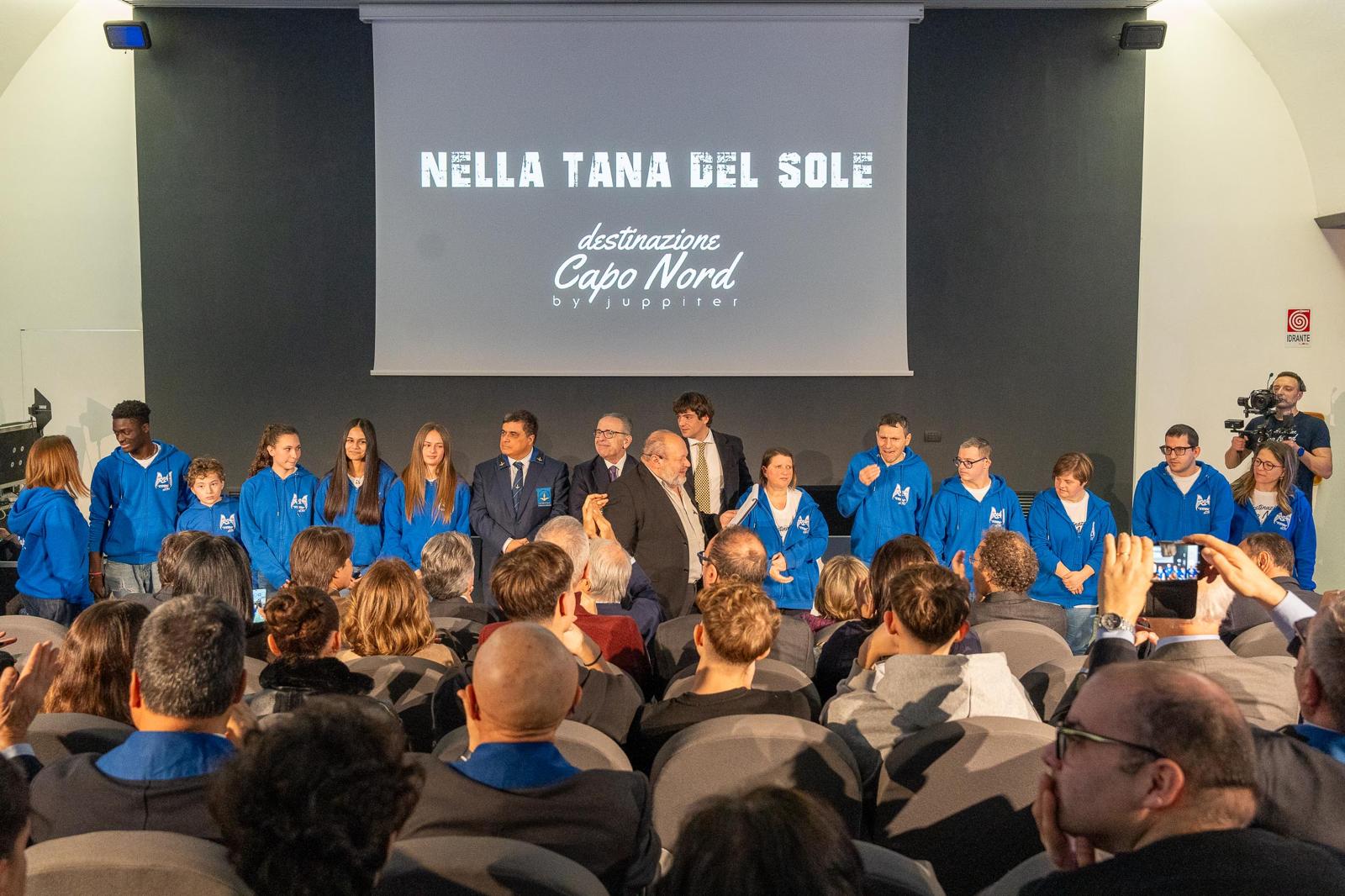 Nella Tana del Sole: La Carovana di Destinazione Capo Nord - Uncategorized