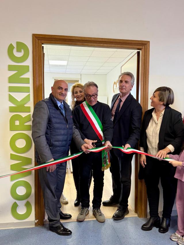 Caprarola: Inaugurato il nuovo Spazio Coworking al Palazzo della Cultura - Uncategorized