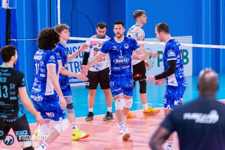 Play-off B, gara 1. La Maury's Com Cavi Tuscania in Romagna contro Rubicone Volley - Uncategorized