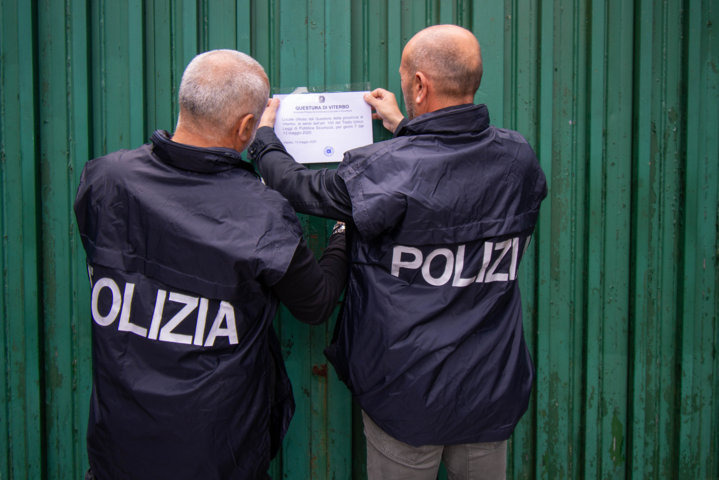 Polizia di Stato: sospesa per sette giorni la licenza di una discoteca della provincia - Uncategorized