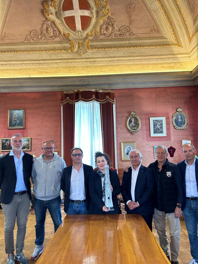Dies Natalis, consegnato il bozzetto n. 1 alla sindaca Frontini - Uncategorized