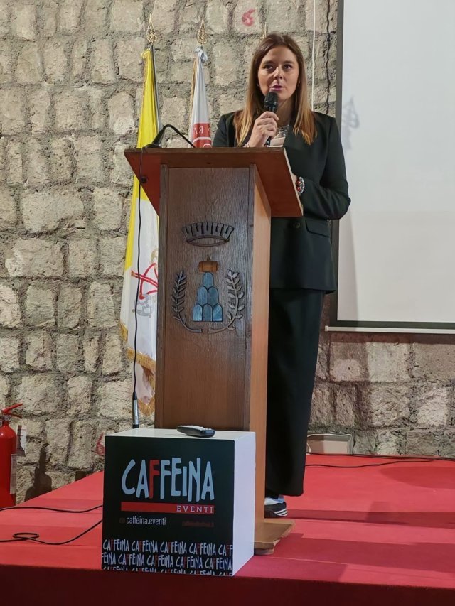 “Colora la tua Città”: A Montefiascone un progetto per educare i bambini alla bellezza del territorio - Uncategorized