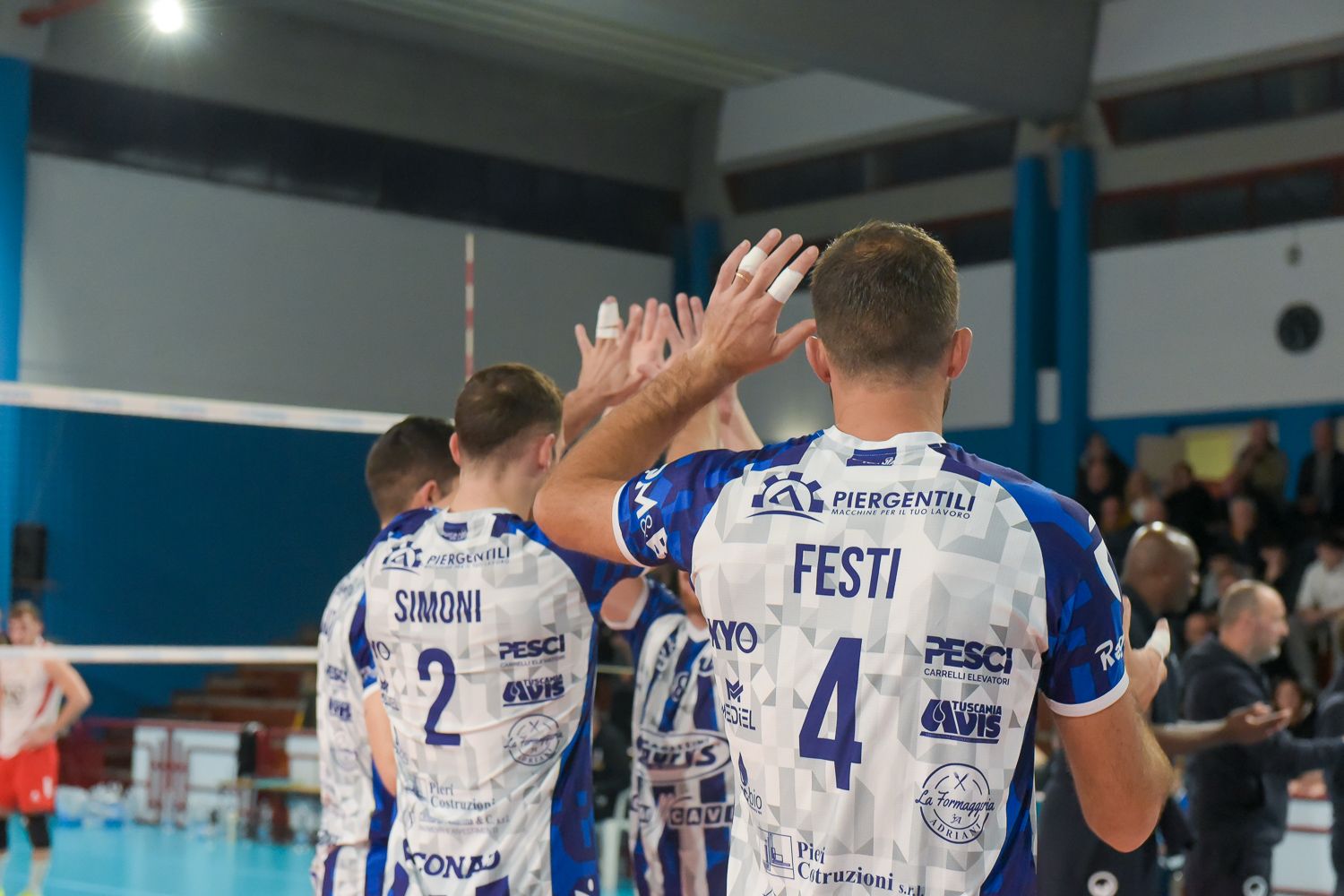 Maury's Com Cavi Tuscania all'Olivo con Lupi Santa Croce - Uncategorized