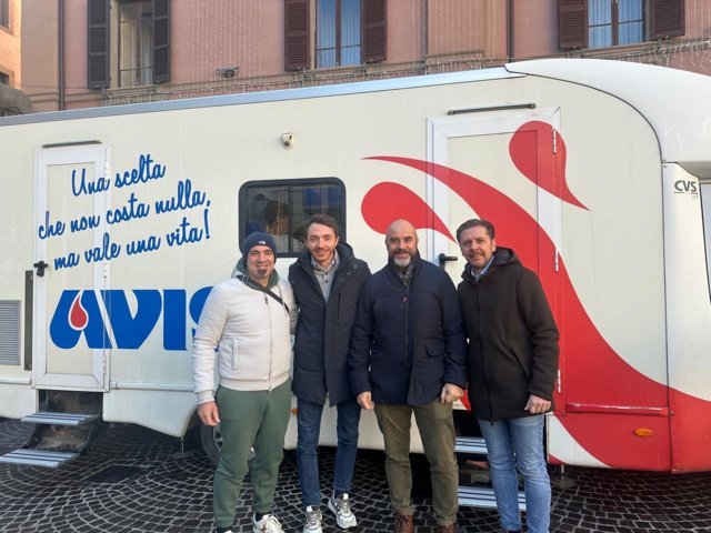 Autoemoteca Avis in piazza del Plebiscito lo scorso 10 dicembre, raccolte 16 sacche di sangue - Uncategorized