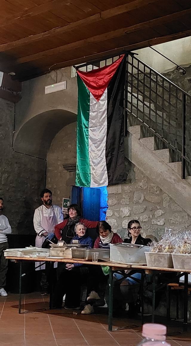 Vitorchiano per Gaza: raccolti quasi 3.000 euro alla cena solidale - Uncategorized