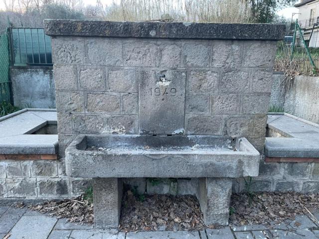 Montefiascone: Fontana del Pellegrino senza acqua - Uncategorized