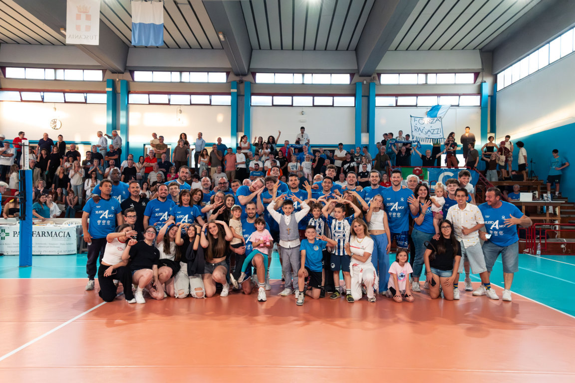 Stagione magica per il Tuscania Volley, dopo la Coppa Italia arriva la promozione in A3 - Uncategorized
