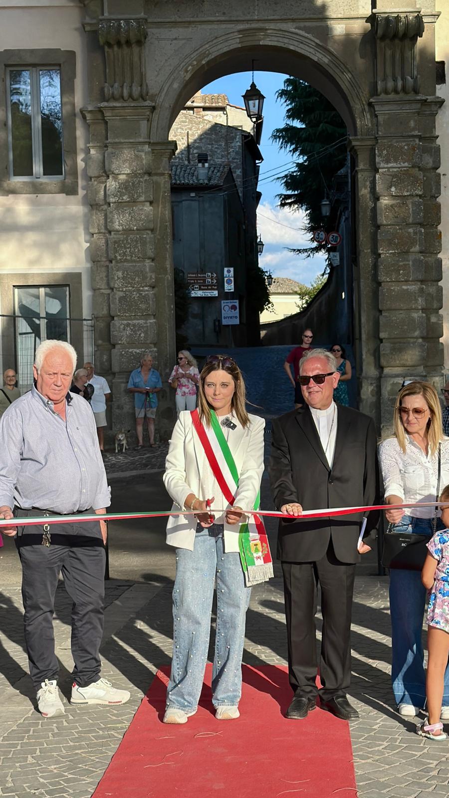 Pre-Ferragosto indimenticabile a Montefiascone: inaugurato il Belvedere Luigi Boccadoro - Uncategorized