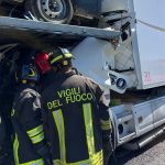 Incidente sulla A1: scontro tra autocarro e bisarca - Cronaca - Viterbo